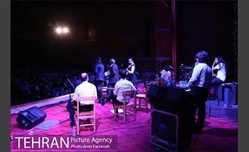 کنسرت حسین خواجه امیری (ایرج) در بندرعباس‎ 26