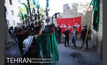 حرکت نمادین کاروان اُسرای کربلا در ده ونک 34