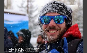 نخستین دوره مسابقات بین‌المللی «والیبال برفی» در پیست دیزین