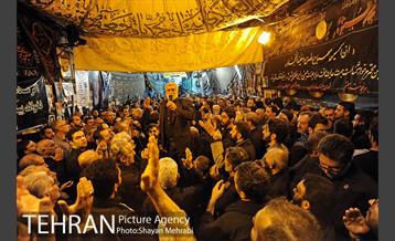 حضور شهردار تهران در مراسم عزاداری تاسوعای حسینی، بازار تهران 11