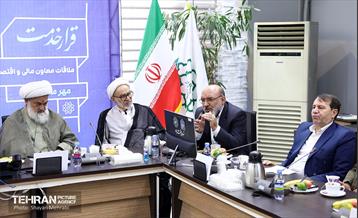 ملاقات معاون مالی و اقتصاد شهری با نخبگان، فرهنگیان و ورزشکاران منطقه 12 10