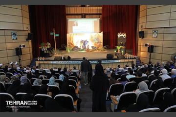 سومین سوگواره شعر عمود ۱8 27