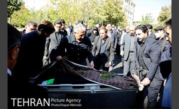 مراسم تشییع رضا مرعشی 11