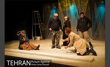 نمایش ننه دلاور و فرزندانش 2