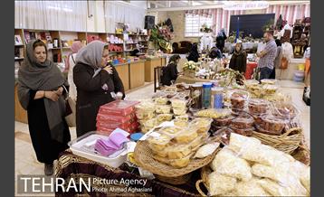 بازارچه پاییزی آسایشگاه خیریه کهریزک 6