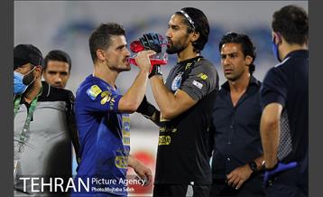 دیدار تیم های استقلال و پیکان 12