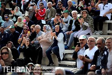 ششمین همایش پیاده روی خانوادگی بازنشستگان شهرداری تهران با حضور شهردار تهران 57