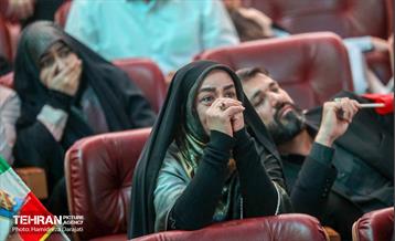 اکران عمومی فوتبال ایران_آمریکا در برج میلاد تهران  11