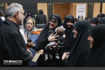رونمایی اولین دوره جایزه خانواده محوری در شهر 1