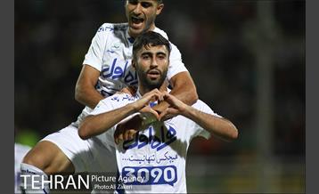 دیدار استقلال خوزستان و استقلال تهران در لیگ برتر فوتبال 23