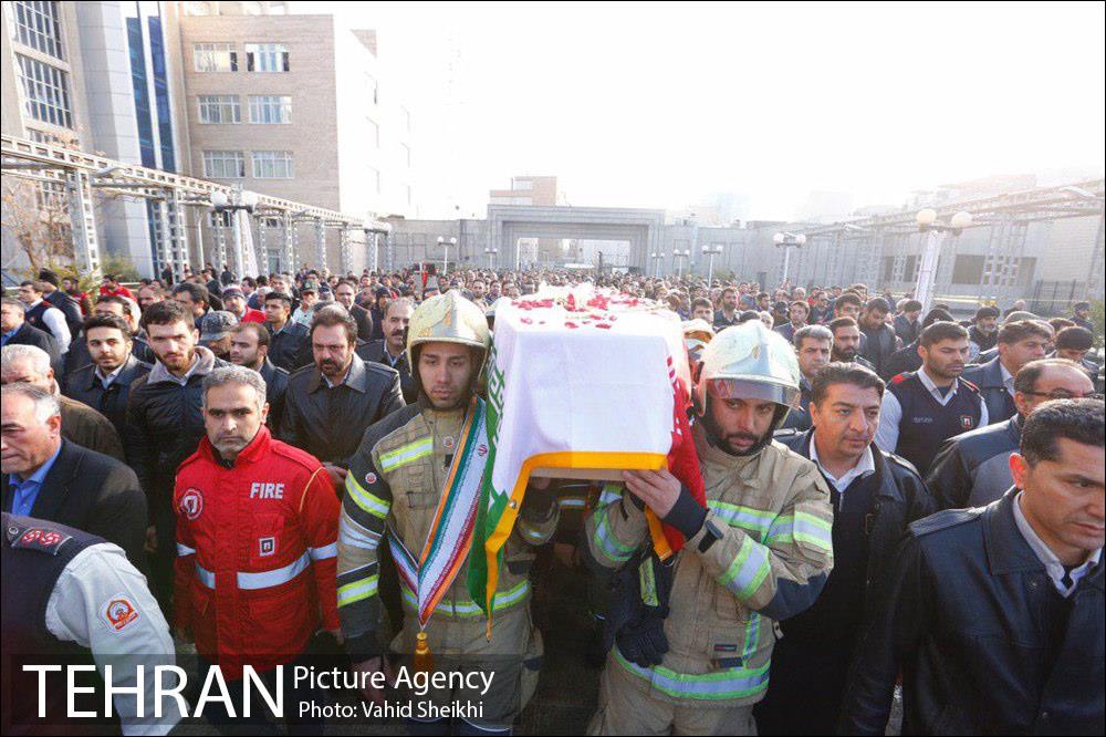 تشییع پیکر شهید آتش نشان سید احسان جامعی 5