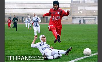 دیدار دو تیم فوتبال البرز و شهرداری بم 20