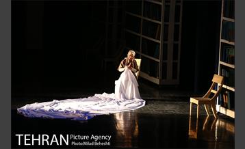 نمایش سقراط‎ 5