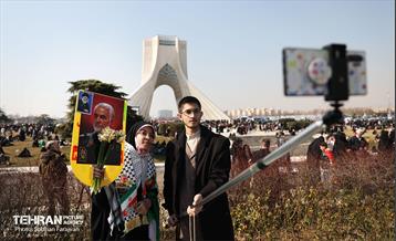 راهپیمایی ۲۲ بهمن - ۱ 2