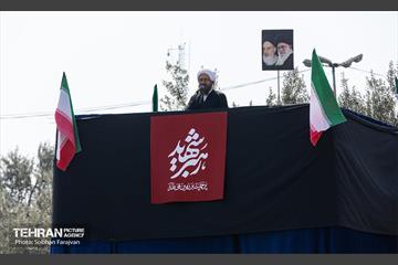 اقامه نماز جمعه در مصلی امام خمینی(ره) در تهران 32