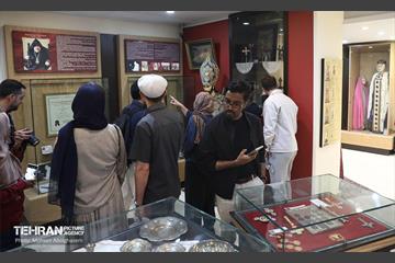 بازدید هیات دیپلماتیک از بناهای تاریخی منطقه ۱۲ 24
