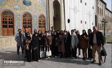 تور تهرانگردی دانشجویان خارجی 39