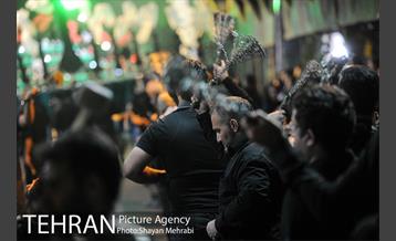 عزاداری شب تاسوعا در خیابان های تهران 40