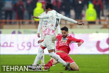 دیدار دو تیم پرسپولیس و تراکتور سازی 23