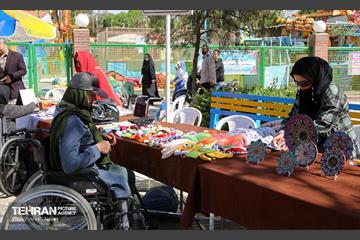 نوزدهمین عید دیدنی معلولین شهر تهران  42