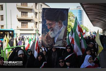 اجتماع «دختران جان‌فدای ایران» - 3 41