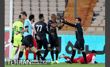 دیدار تیم های فوتبال پرسپولیس و فولاد خوزستان 19