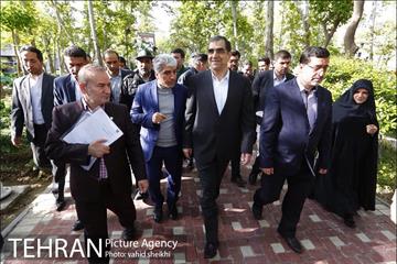 بازدید وزیر محترم بهداشت و سرپرست شهرداری تهران از مرکز پرتو  13