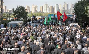 مراسم تشییع و خاکسپاری دوشهید گمنام دفاع مقدس در دریاچه چیتگر 15