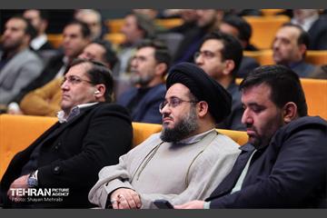 آیین تجلیل از برگزیدگان مناطق 22 گانه 51