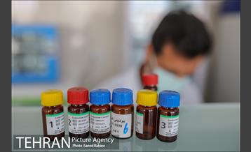 بازدید مدیرکل اداره تجهیزات پزشکی از شرکت نویان نگین پارسیان 40