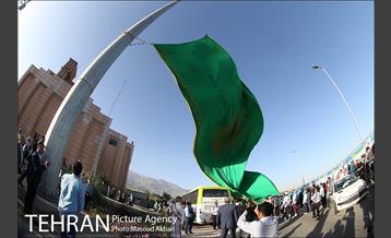 اهتزاز پرچم امام رضا در کمیته ملی المپیک 23