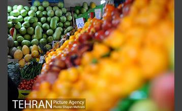 خرید شب یلدا در بازار تجریش 12