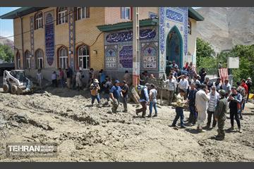 امداد رسانی شهرداری منطقه 14 به مناطق سیل زده فیروزکوه 6