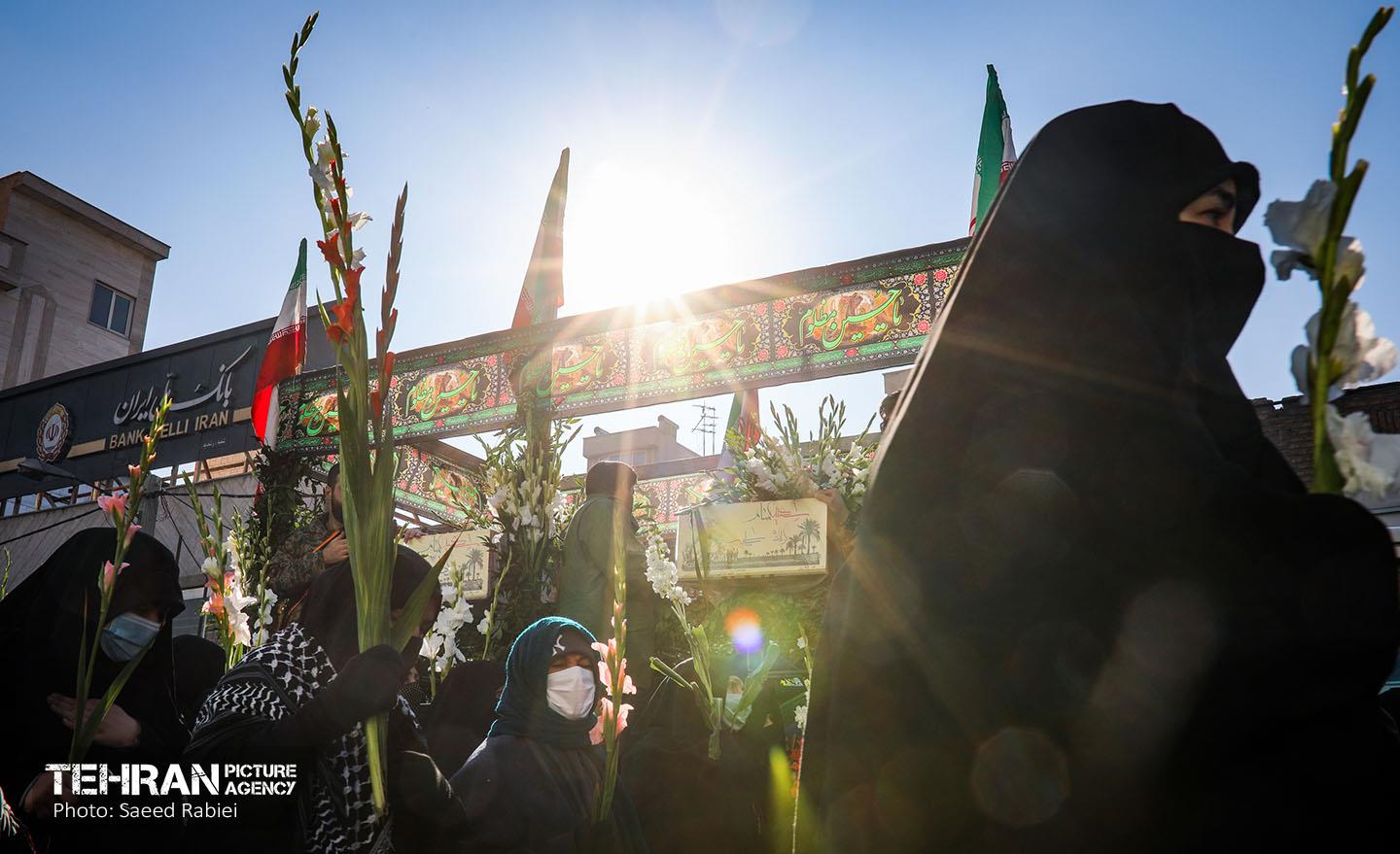 مراسم تشییع پیکر دو شهید گمنام دفاع مقدس در منطقه 11