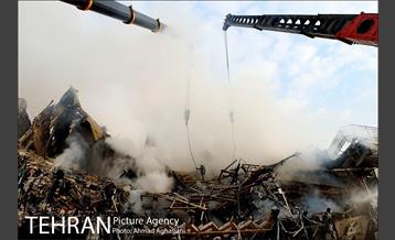 این مرد آتش نشان است 6