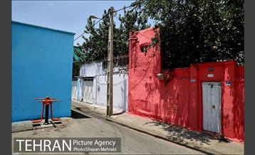 دیوار های رنگی محله هرندی 7