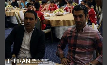 رونمایی از پیراهن تیم فوتبال آکادمی کیا 10