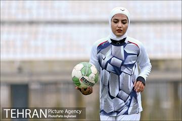 دیدار دو تیم فوتبال البرز و شهرداری بم 7