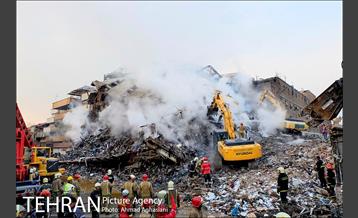 سومین روز عملیات امداد ونجات حادثه پلاسکو 17