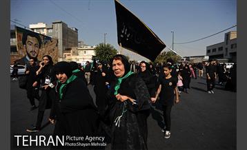پیاده روی جاماندگان اربعین حسینی(ع) در تهران-2 20