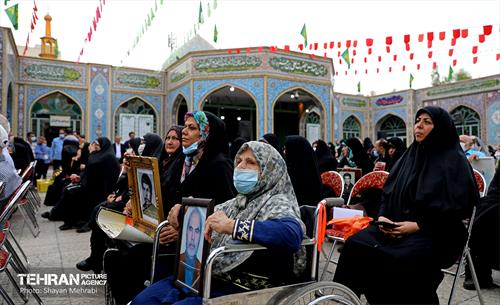 آیین افتتاحیه اولین کنگره 1000 شهید منطقه 10