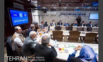 نشست شوراى ویژه معاونان شهردارى تهران با حضور شهردار تهران 34