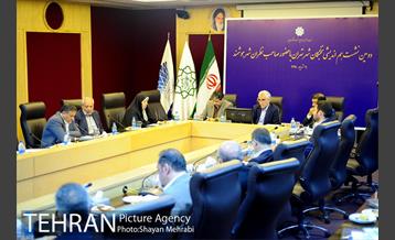 دومین جلسه هم اندیشی نخبگان شهر تهران با شهردار تهران 28