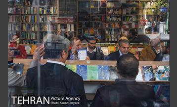 چهارمین دوره کتابگردی با حضور احمد مسجدجامعی‎ 34