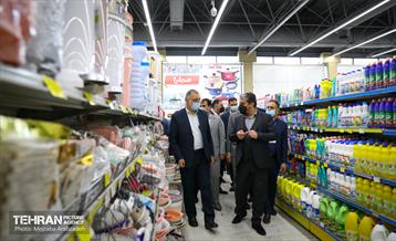 بازدید شهردار تهران از فروشگاه شهروند و میادین میوه تره بار 18