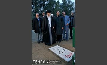 حضور رهبر انقلاب در مرقد مطهر امام راحل و گلزار شهدای بهشت زهرا 4
