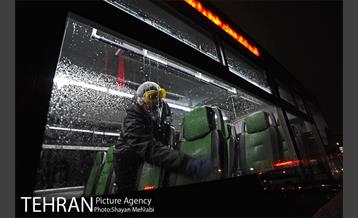 عملیات ضد عفونی کردن اتوبوس های تهران 3