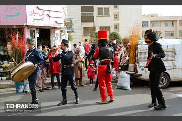 آیین محله تکانی در شهرک بیمه 5