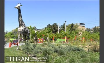 آیین افتتاح و بهره برداری از پروژه های منطقه 15 با حضور دکتر قالیباف 4