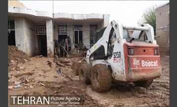 فعالیت شهرداری تهران در منطقه پل دختر 24